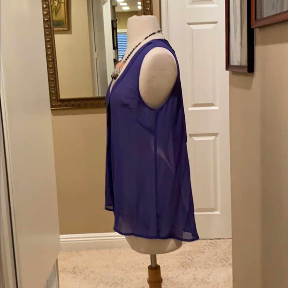 Sheer blouse - Picture 2 of 6